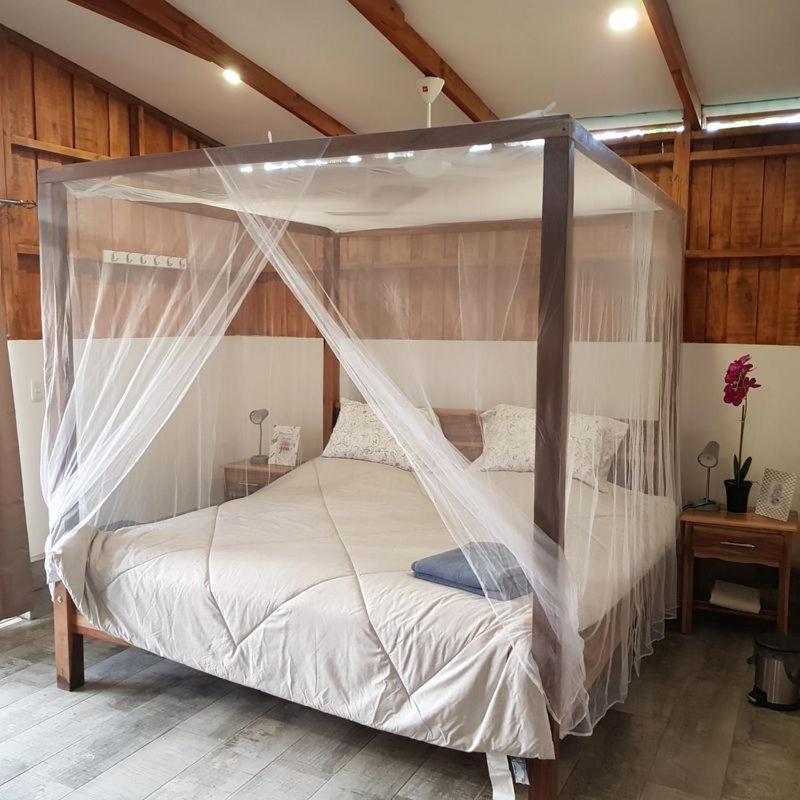 Calalas Lodge Nindiri Exterior photo